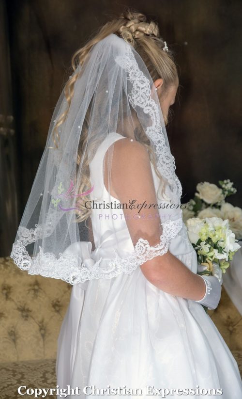 white first communion lace mantilla veil